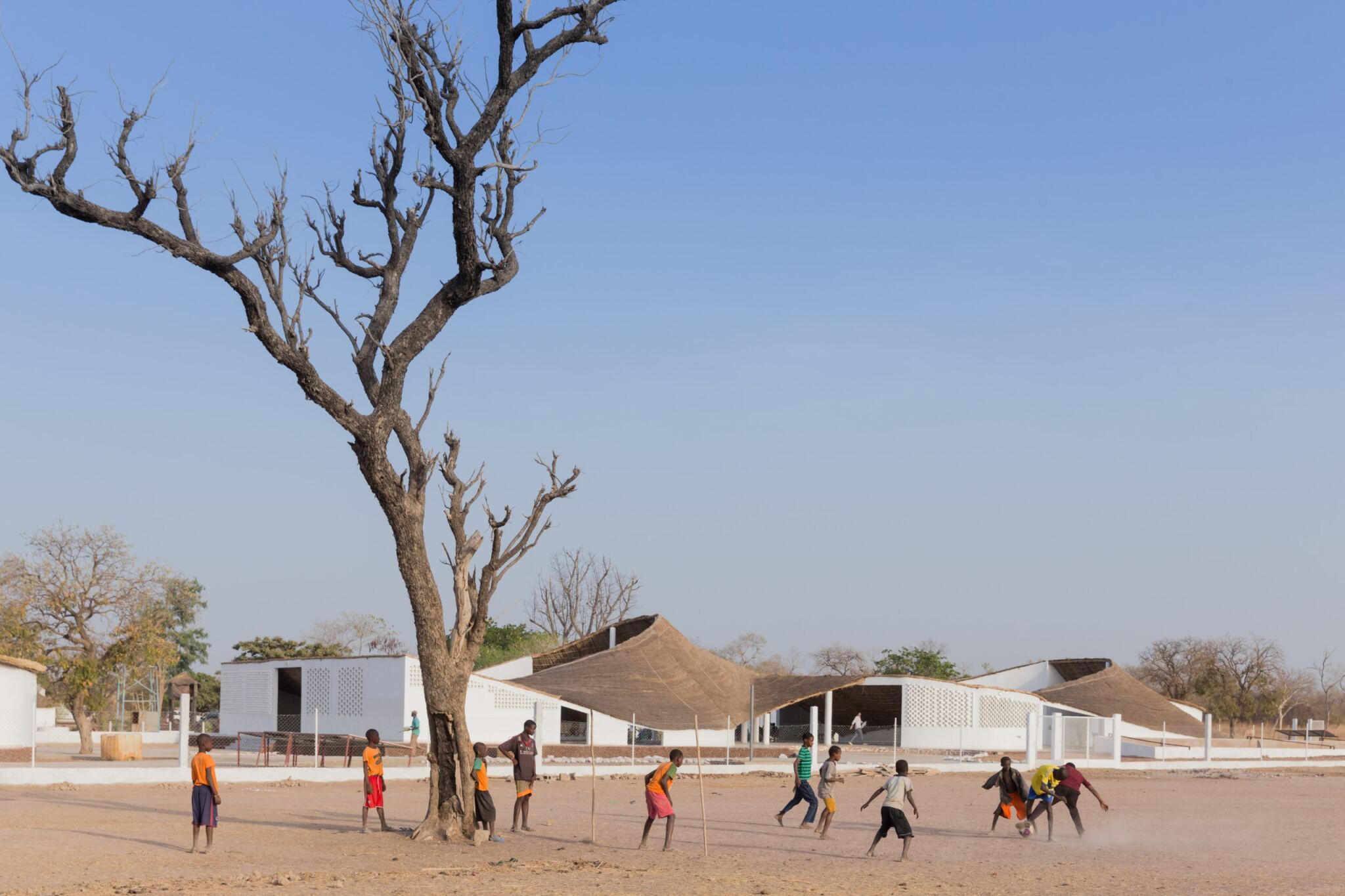 Toshiko Mori, Thread Artists Residency and Cultural Center, Photo Courtesy of IWAN BAAN
