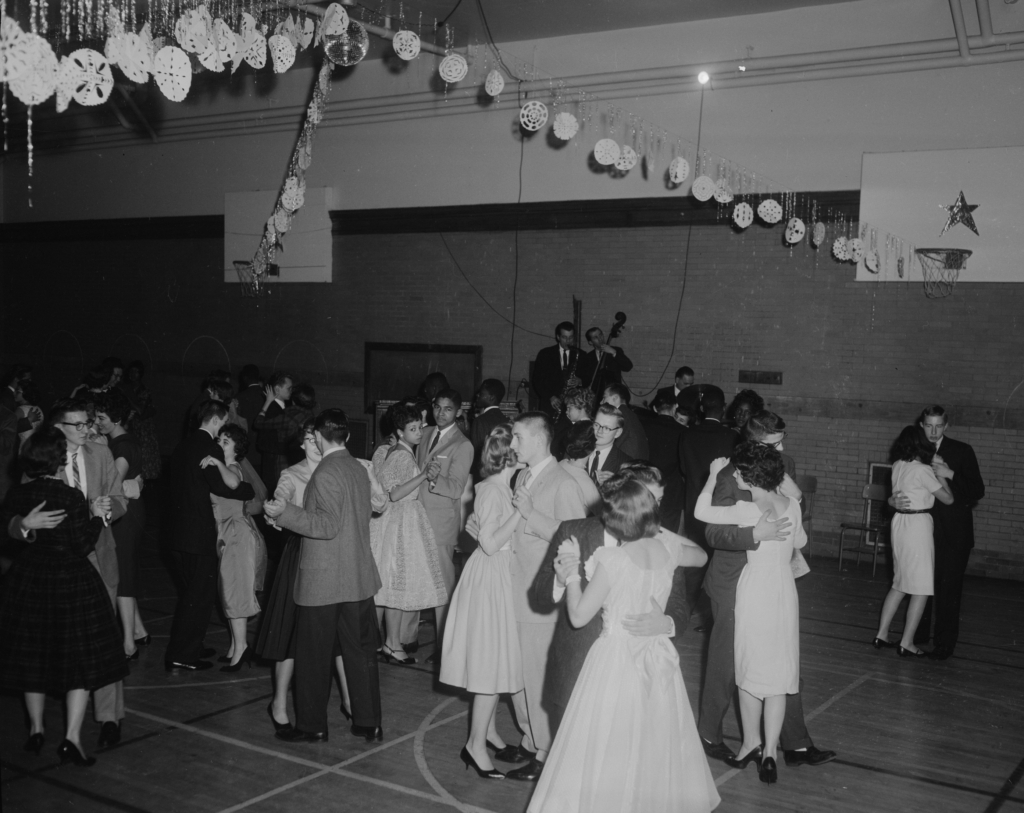 people dancing
