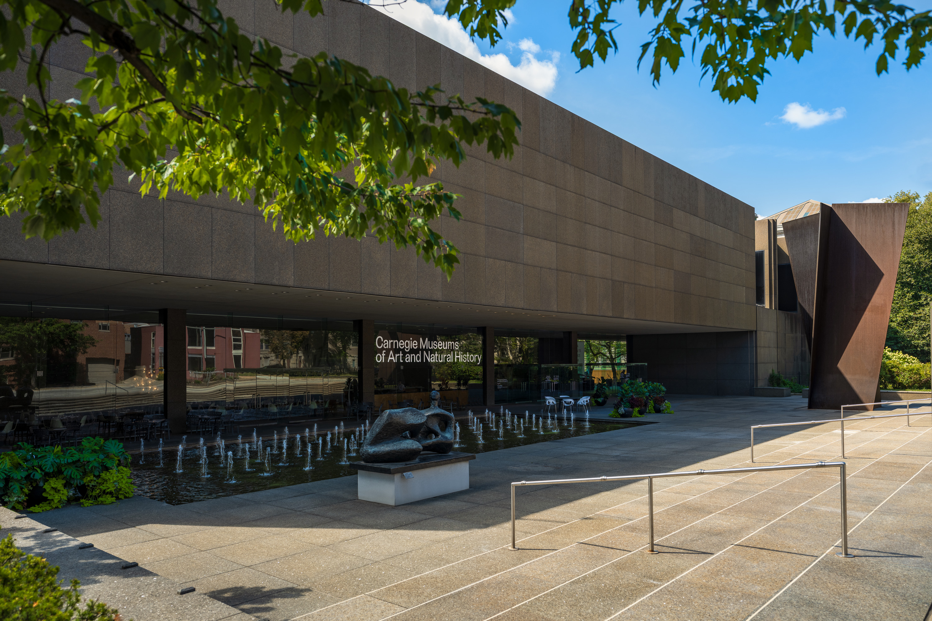 exterior museum of art