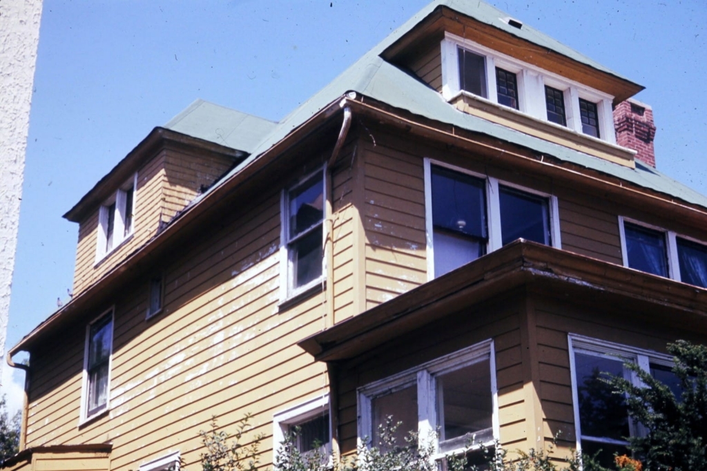 a photo of a house